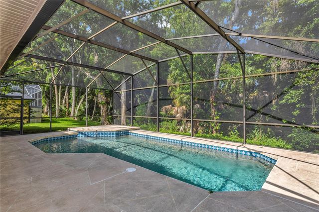 1105 TWIN OAKS CIRCLE, Oviedo, FL 32765