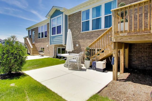 12437 Portrush Lane, Lemont, IL 60439