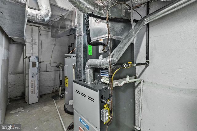 4604 MORAVIA RD, Baltimore, MD 21206