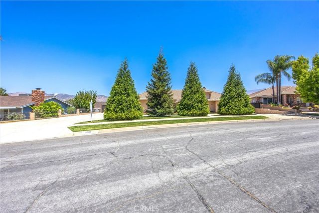 35102 Persimmon, Yucaipa, CA 92399