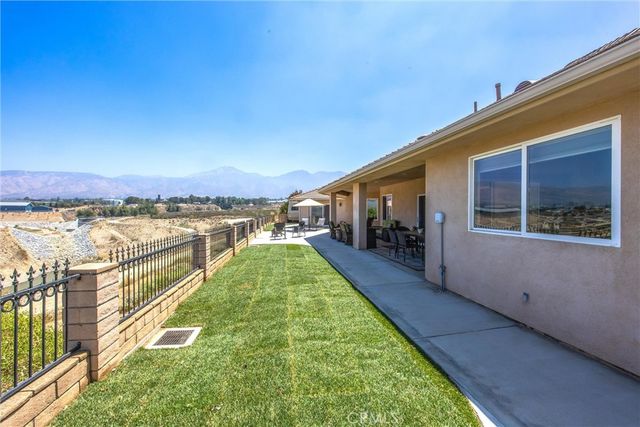 35102 Persimmon, Yucaipa, CA 92399