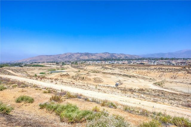 35102 Persimmon, Yucaipa, CA 92399