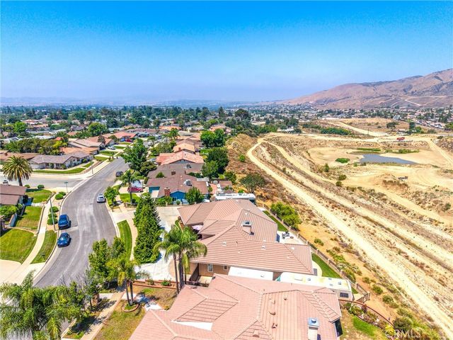 35102 Persimmon, Yucaipa, CA 92399