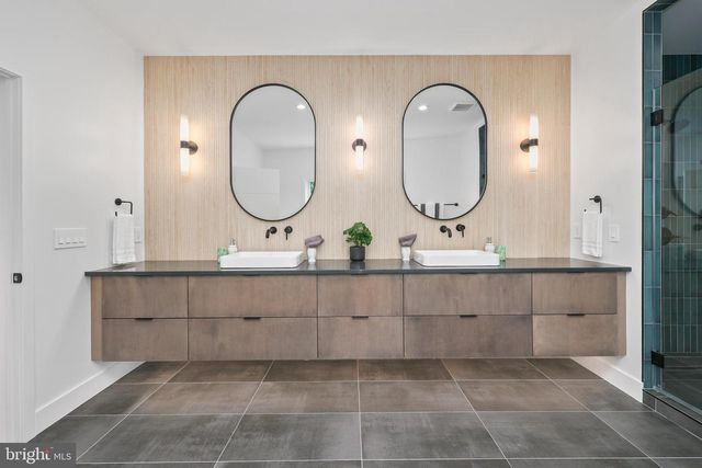 4810 3RD ST N, Arlington, VA 22203