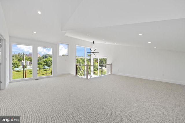 4810 3RD ST N, Arlington, VA 22203