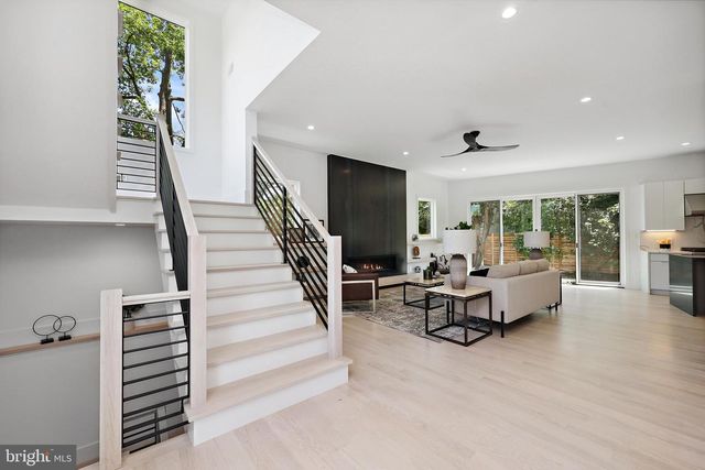 4810 3RD ST N, Arlington, VA 22203