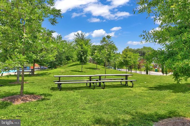 4810 3RD ST N, Arlington, VA 22203