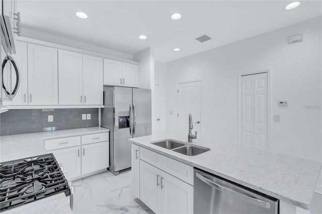 5830 CIRCA FISHHAWK BOULEVARD, Lithia, FL 33547