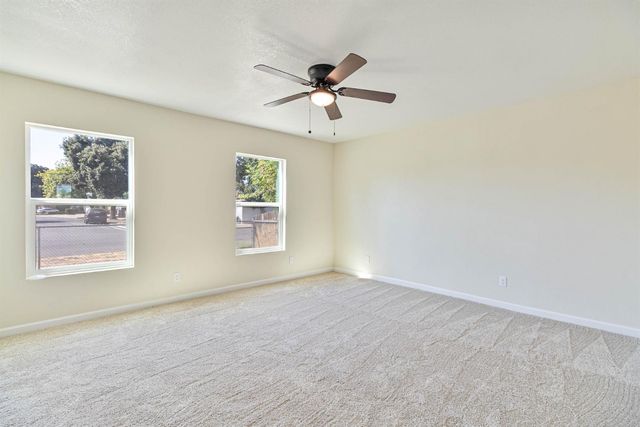 3243 E Simpson Avenue, Fresno, CA 93703