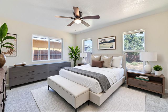 3243 E Simpson Avenue, Fresno, CA 93703