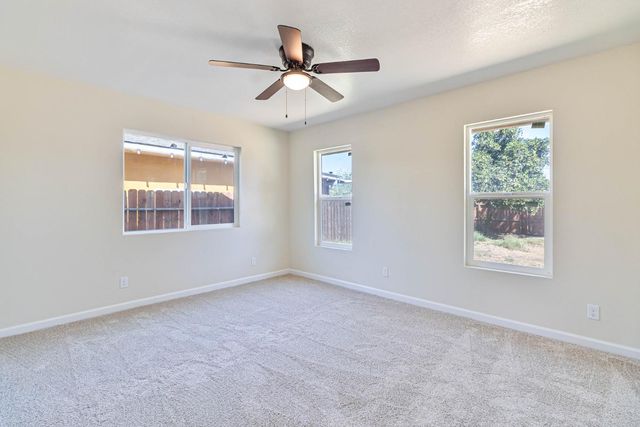 3243 E Simpson Avenue, Fresno, CA 93703