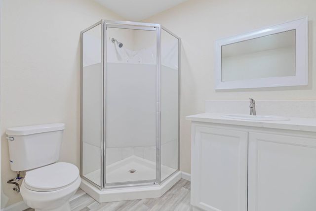 3243 E Simpson Avenue, Fresno, CA 93703