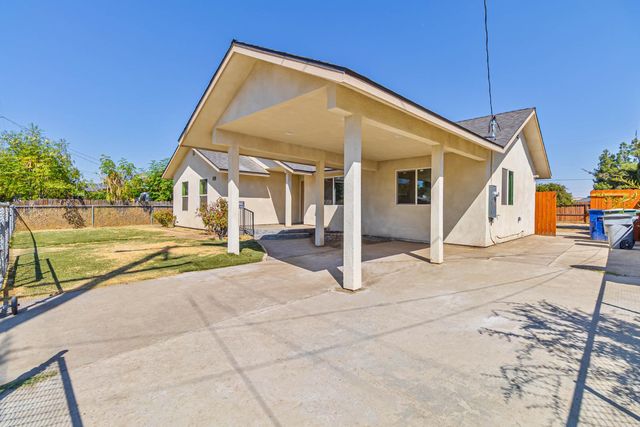 3243 E Simpson Avenue, Fresno, CA 93703