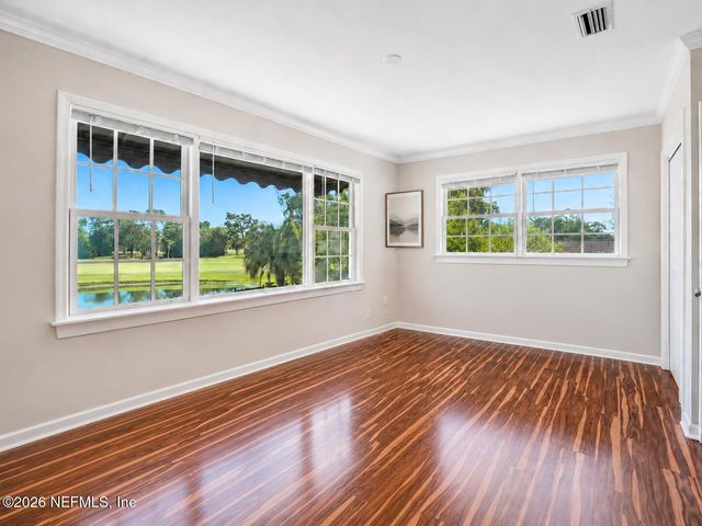 8239 HOLLYRIDGE Road, Jacksonville, FL 32256