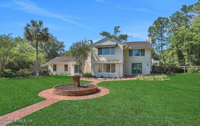 8239 HOLLYRIDGE Road, Jacksonville, FL 32256