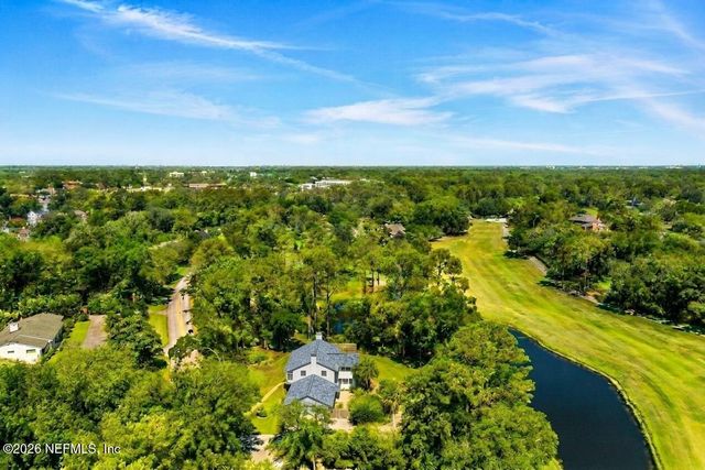 8239 HOLLYRIDGE Road, Jacksonville, FL 32256
