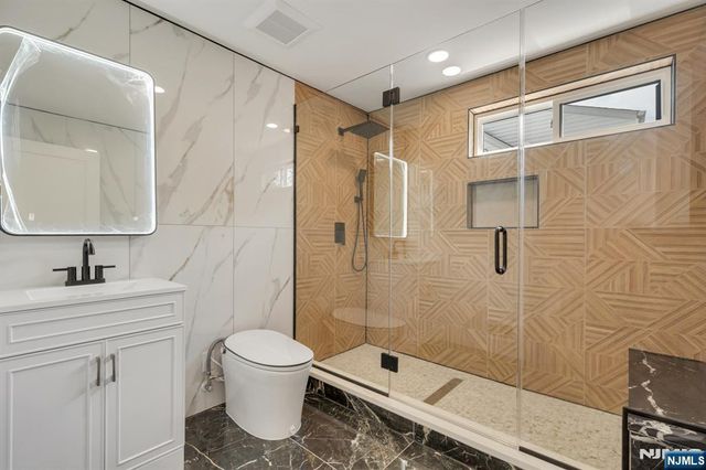 67 Melody Hill Road, Clifton, NJ 07013