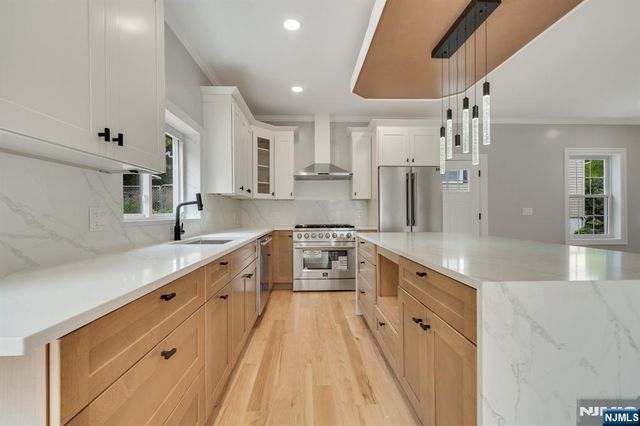 67 Melody Hill Road, Clifton, NJ 07013