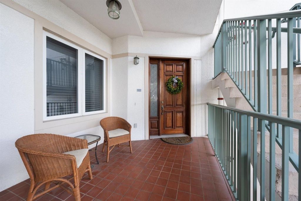 Image 12 of property listing at 1030 BELLASOL WAY 3201, Apollo Beach, FL 33572