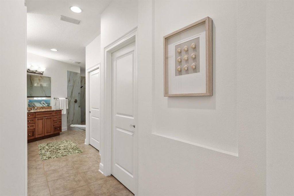 Image 20 of property listing at 1030 BELLASOL WAY 3201, Apollo Beach, FL 33572