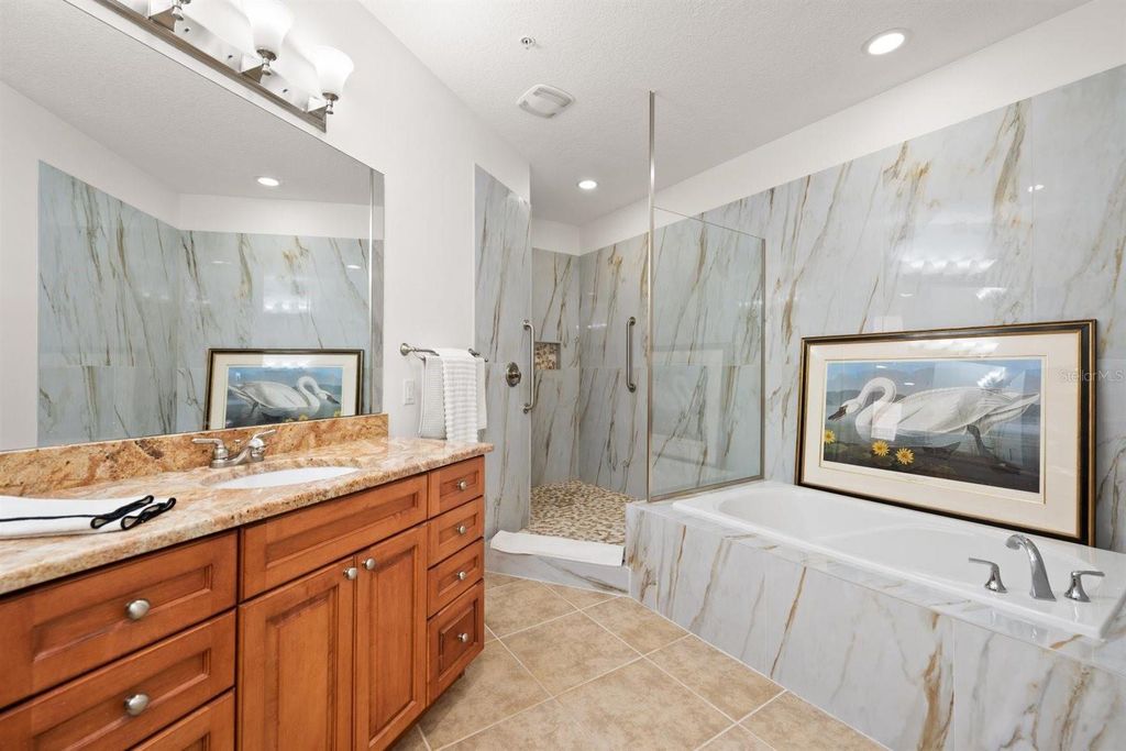 Image 24 of property listing at 1030 BELLASOL WAY 3201, Apollo Beach, FL 33572