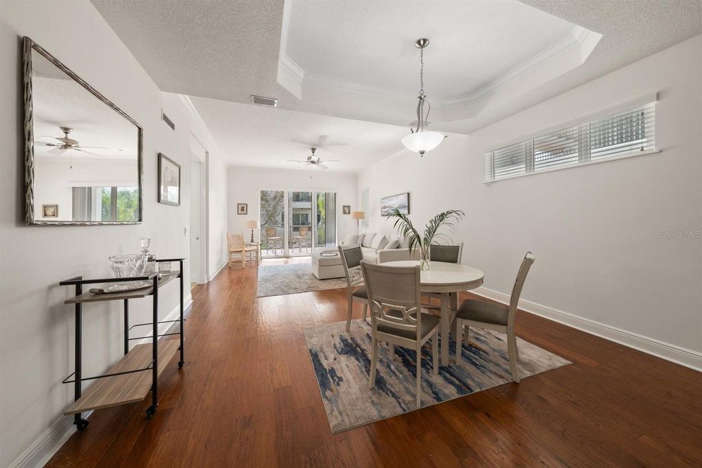 Image 31 of property listing at 1030 BELLASOL WAY 3201, Apollo Beach, FL 33572