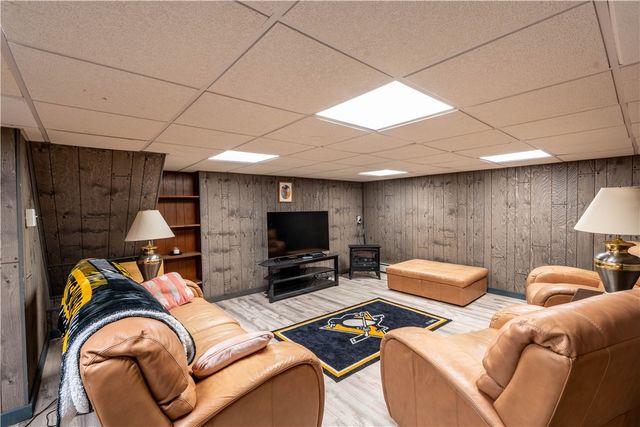 1034 Preston Drive, N Versailles, PA 15137