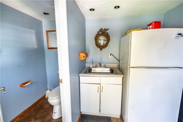 1034 Preston Drive, N Versailles, PA 15137