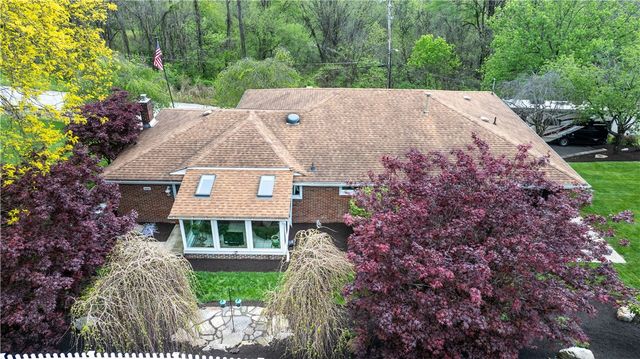 1034 Preston Drive, N Versailles, PA 15137