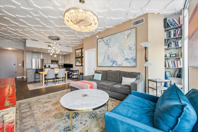 360 Nueces ST 3409, Austin, TX 78701