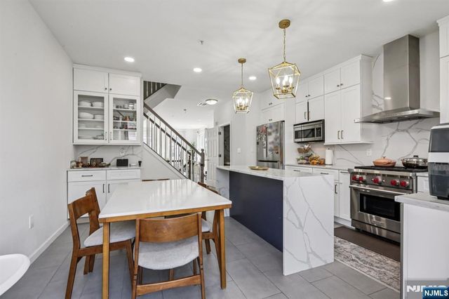 458 Buffalo Court 458, West New York, NJ 07093