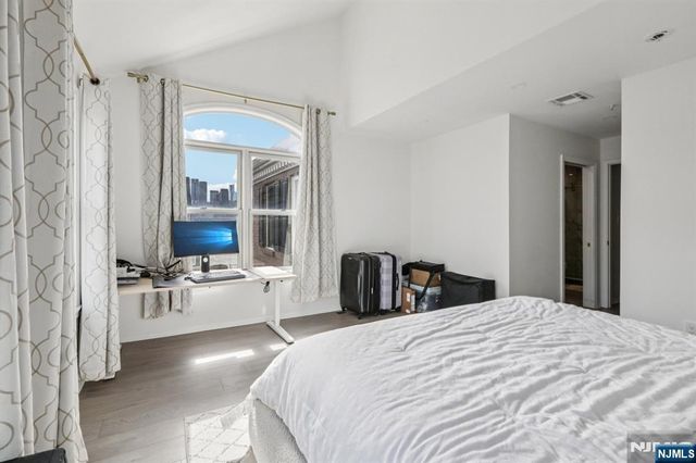 458 Buffalo Court 458, West New York, NJ 07093