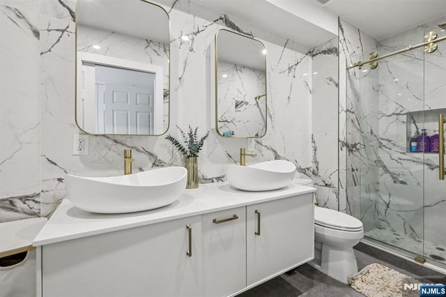 458 Buffalo Court 458, West New York, NJ 07093