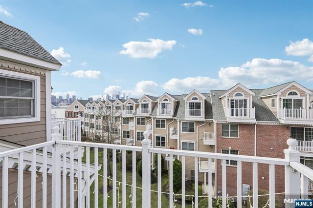 458 Buffalo Court 458, West New York, NJ 07093