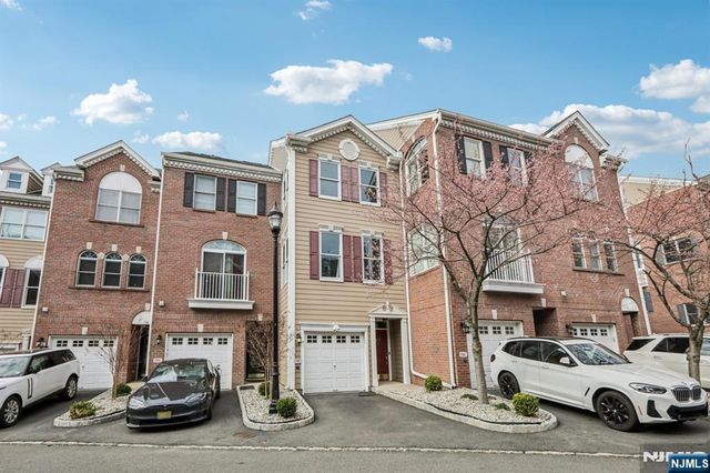 458 Buffalo Court 458, West New York, NJ 07093