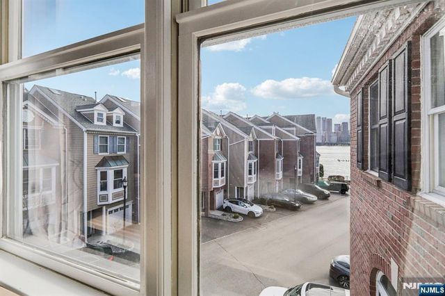 458 Buffalo Court 458, West New York, NJ 07093