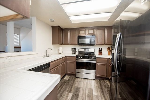 2290 Indigo Hills Drive 6, Corona, CA 92879