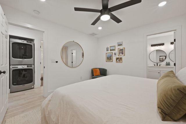 1406 Camelot CIR 1, Austin, TX 78745