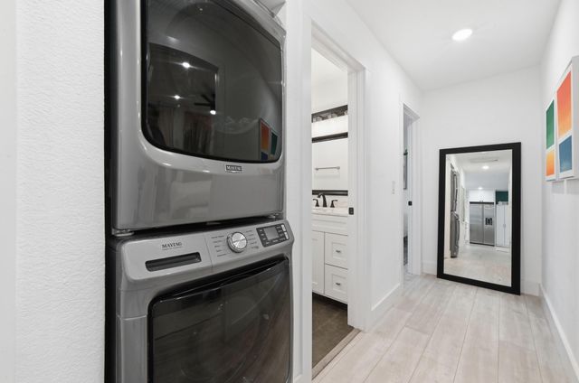 1406 Camelot CIR 1, Austin, TX 78745