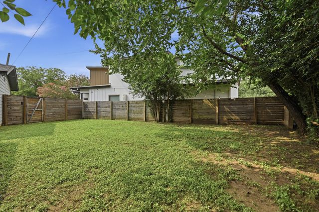 1406 Camelot CIR 1, Austin, TX 78745