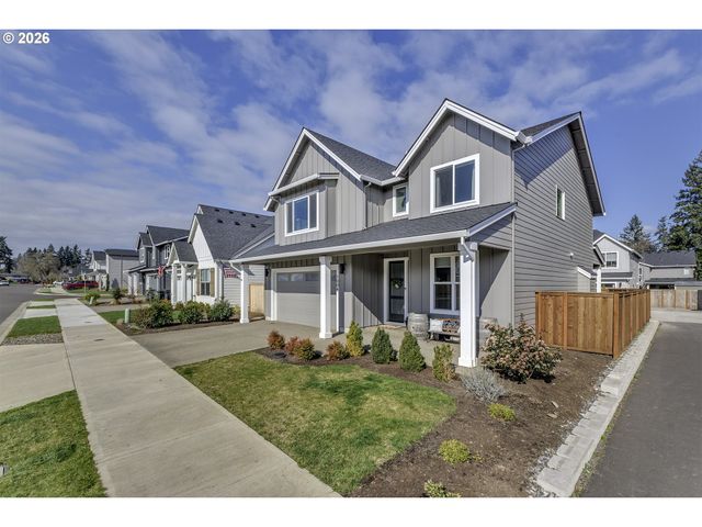 1004 Ne 17TH Ave, Canby, OR 97013
