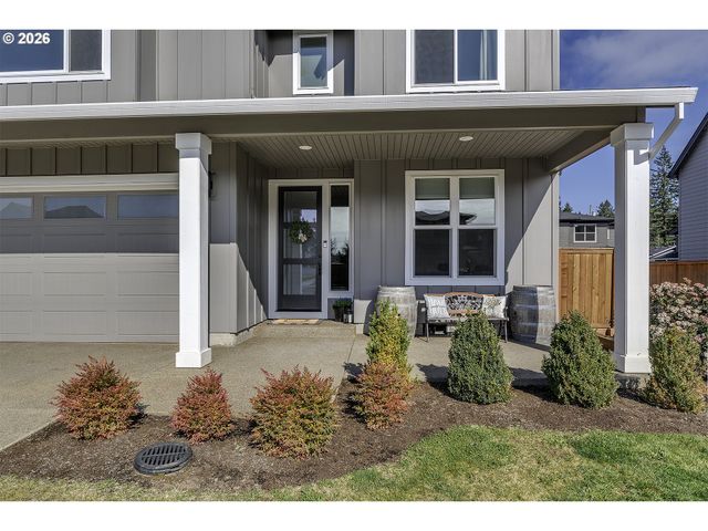 1004 Ne 17TH Ave, Canby, OR 97013