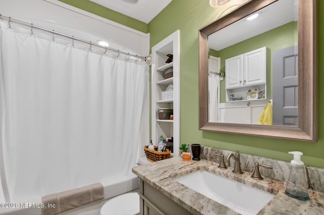 137 & 135 RIVERSIDE Drive, Satsuma, FL 32189
