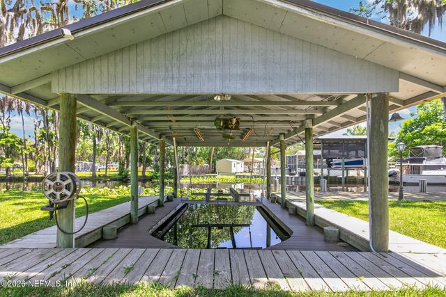 137 & 135 RIVERSIDE Drive, Satsuma, FL 32189