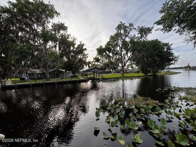137 & 135 RIVERSIDE Drive, Satsuma, FL 32189