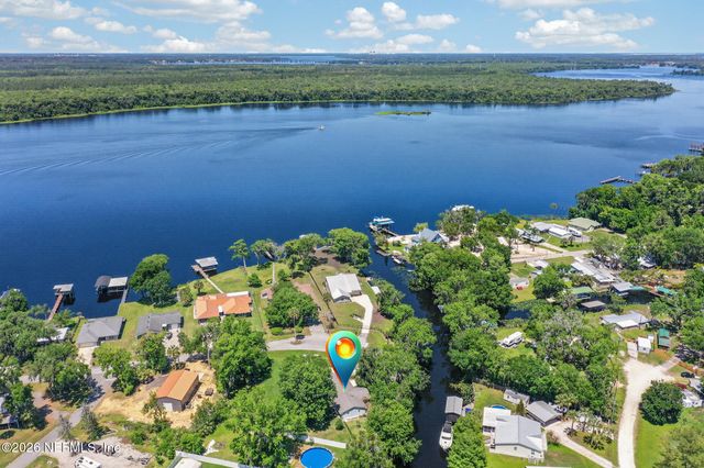 137 & 135 RIVERSIDE Drive, Satsuma, FL 32189