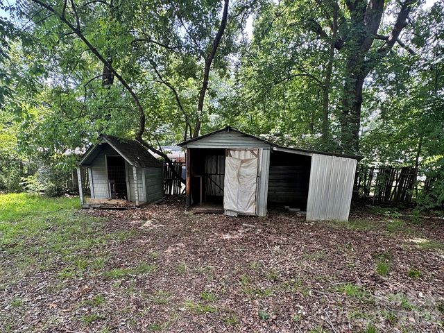 2806 Royal Avenue, Kannapolis, NC 28083