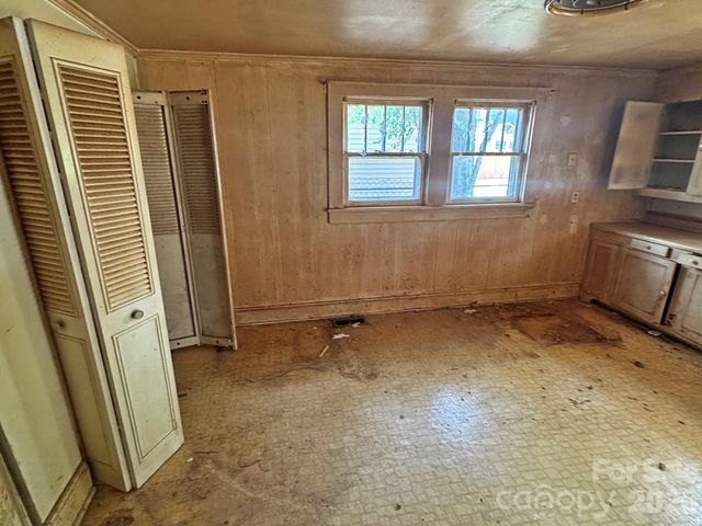 2806 Royal Avenue, Kannapolis, NC 28083