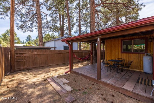 2074 THOUSAND PINES Drive, Overgaard, AZ 85933