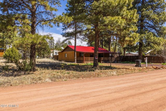 2074 THOUSAND PINES Drive, Overgaard, AZ 85933